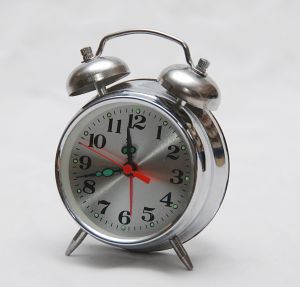 1177227_vintage_alarm_clock.jpg